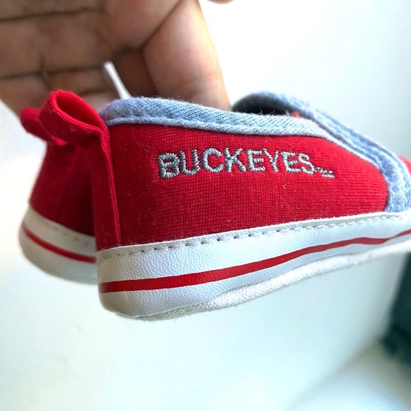 *New* Ohio State / OSU Buckeye Baby Gear, Shoes + Hat - Picture 2 of 5